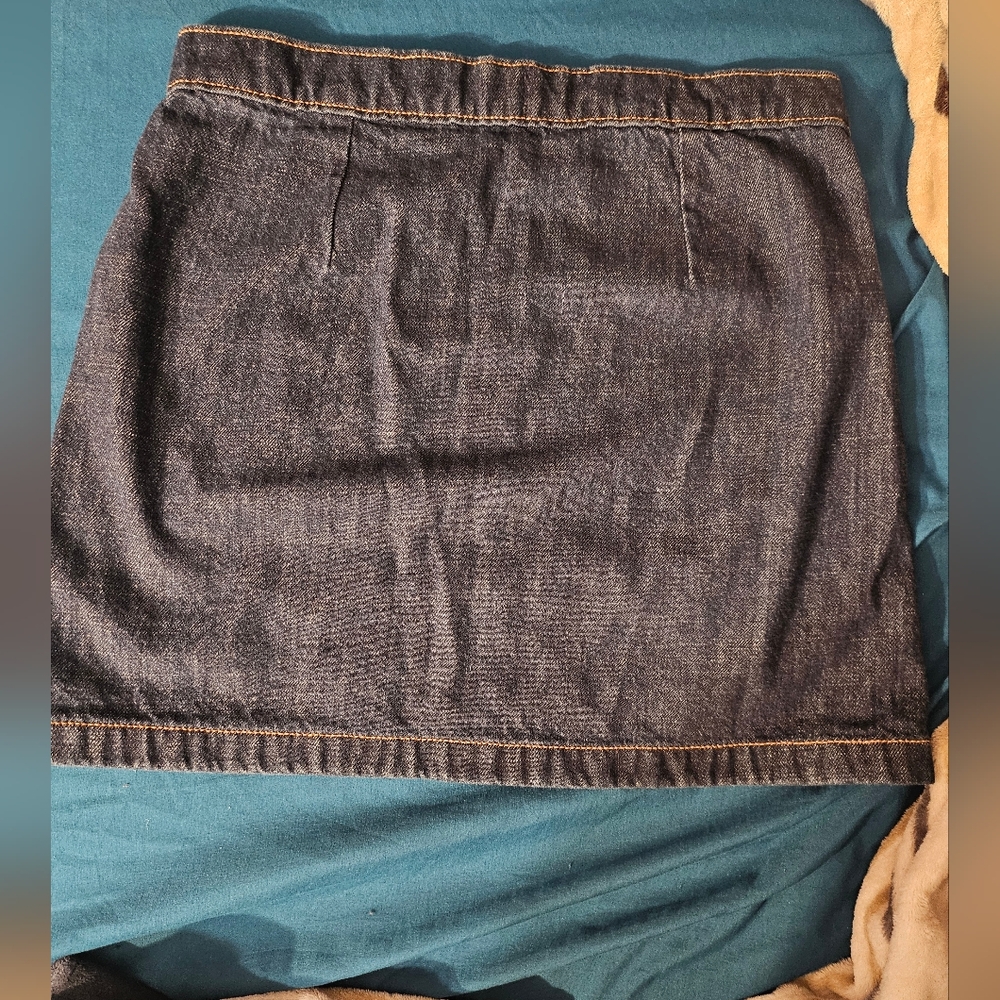 Old Navy Girl's Button Front Denim Jean Skirt Blue Med Wash Sz XL (14-16) - Picture 3 of 8